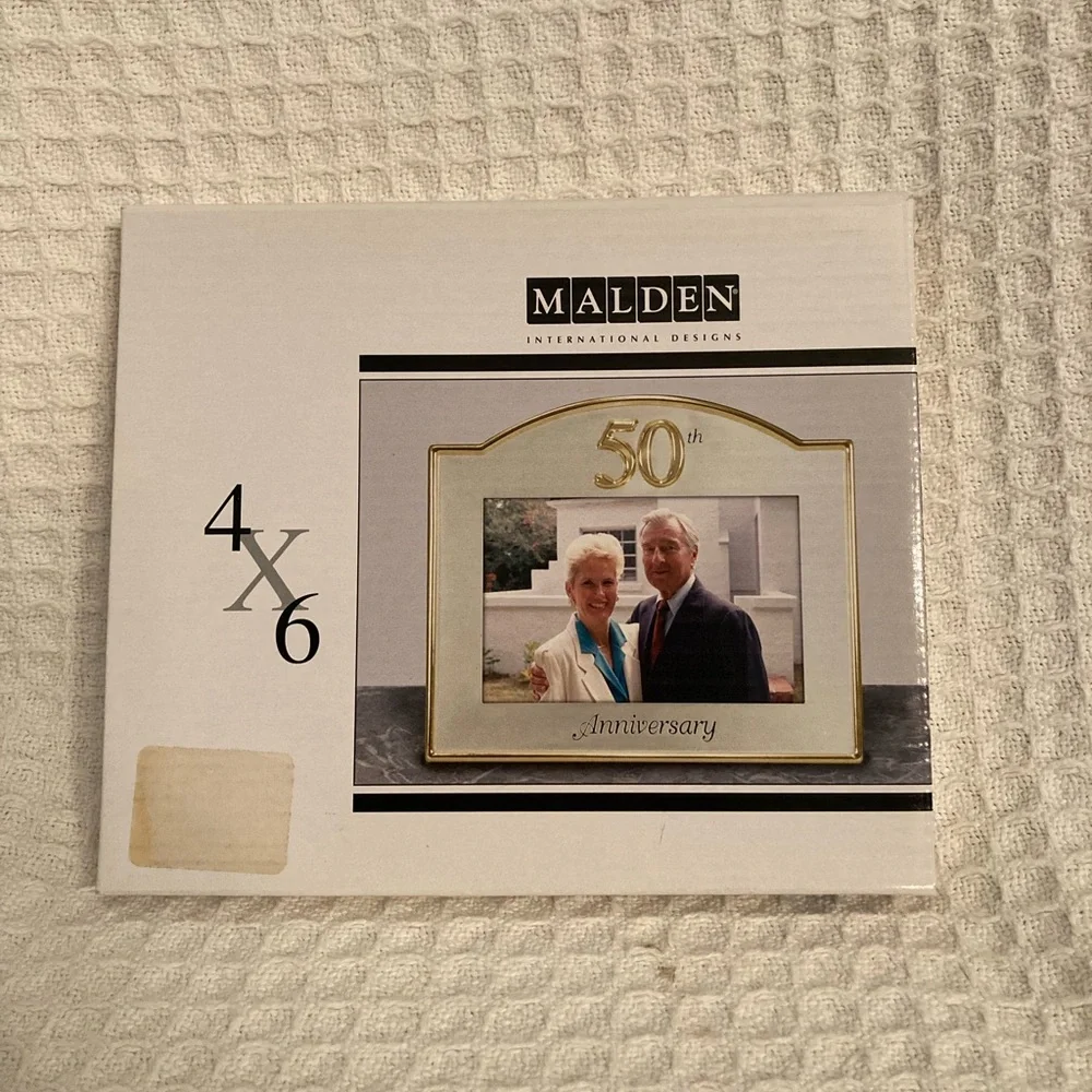 Malden 50th Anniversary Picture Frame New sun Box